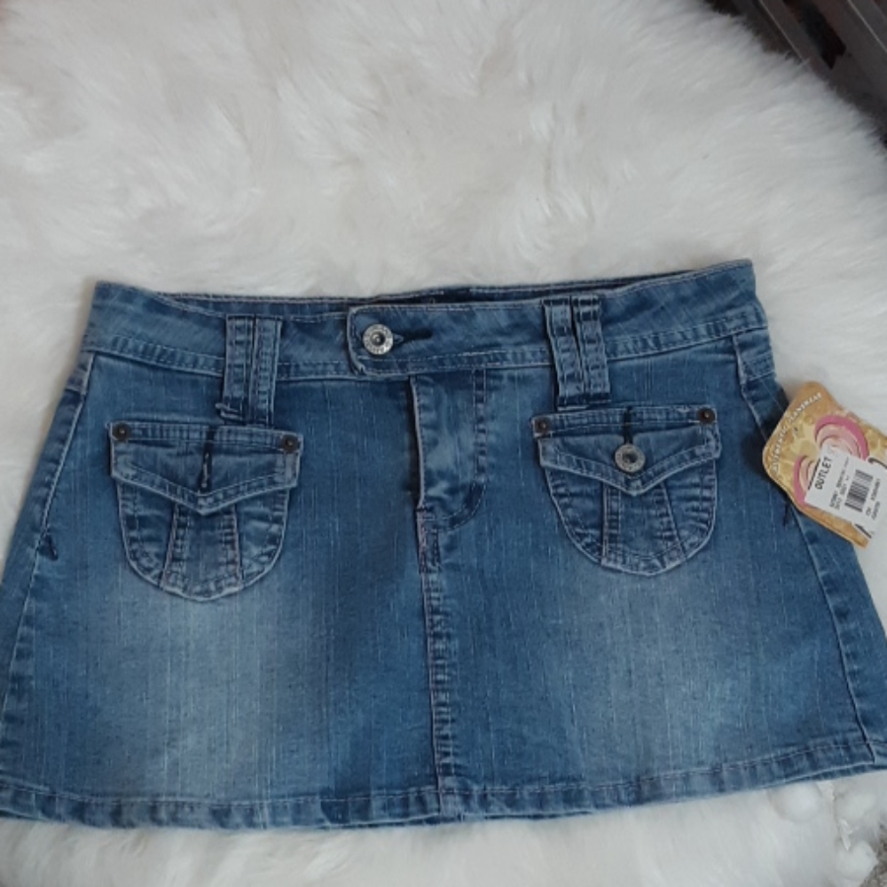 Jean skort